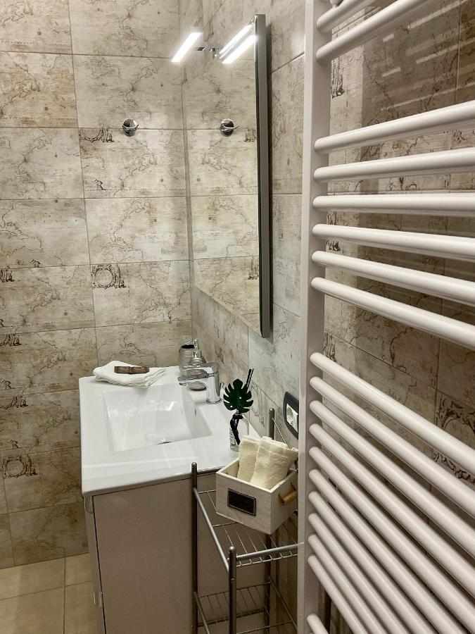 City Centre Life Apartment ורונה מראה חיצוני תמונה