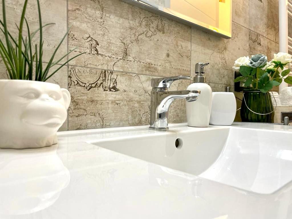 City Centre Life Apartment ורונה מראה חיצוני תמונה